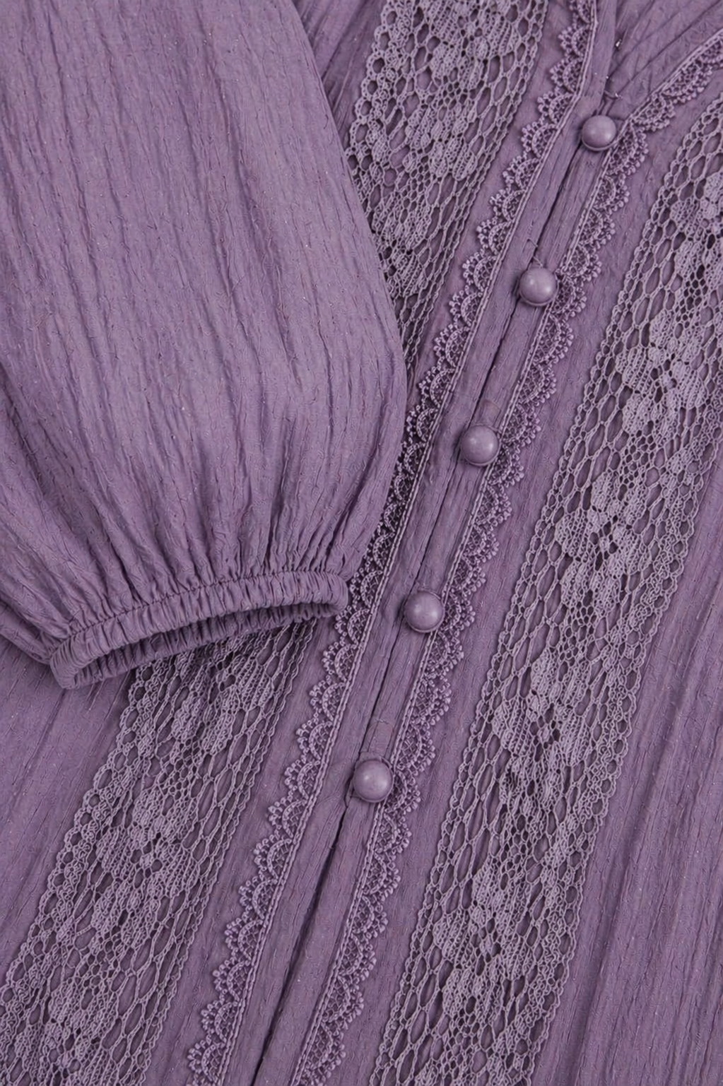 Aurinae Elegant Lavender Lace Panel Button Top