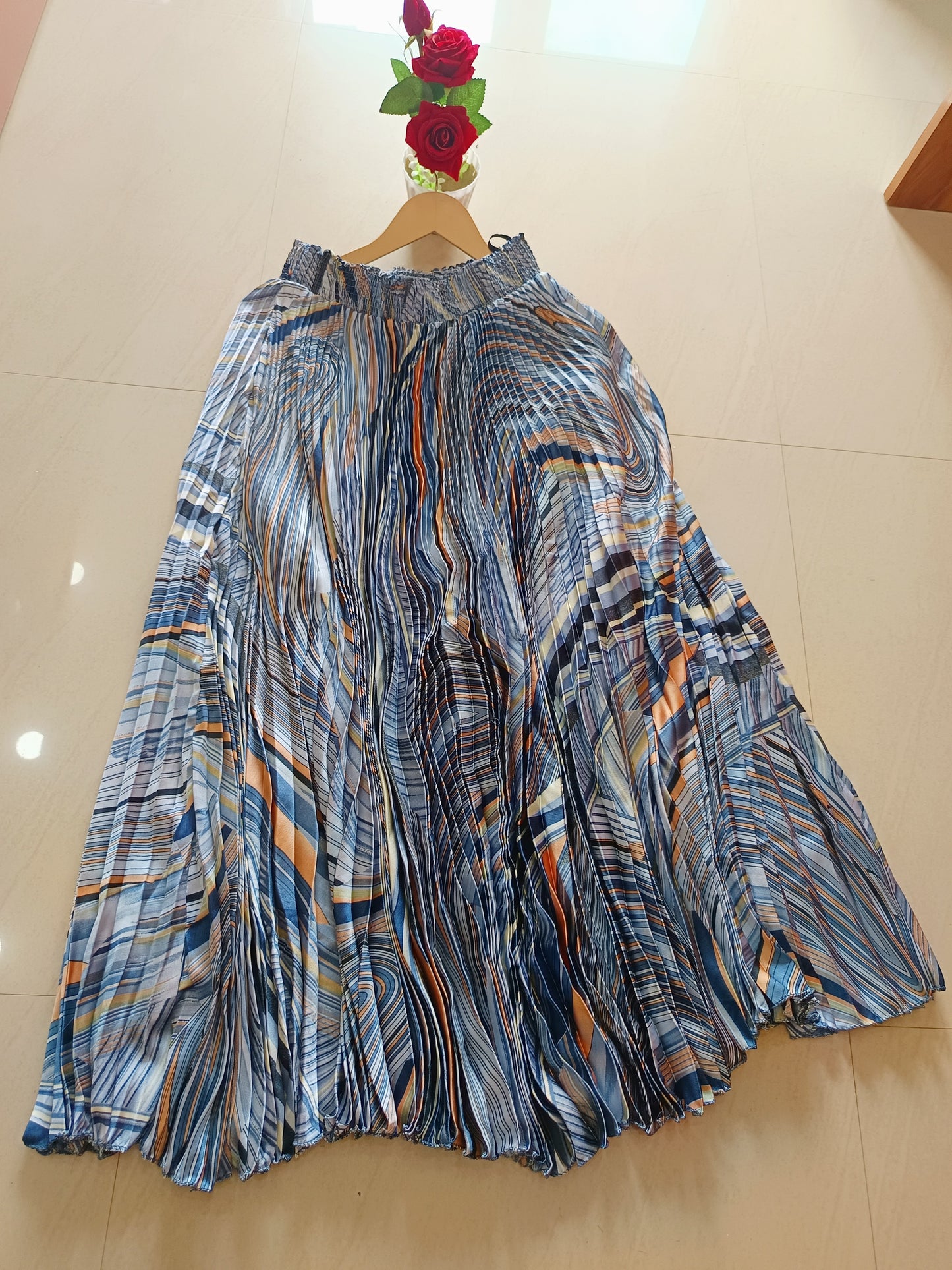 Velisse Blue Abstract Printed Pleated Skirt