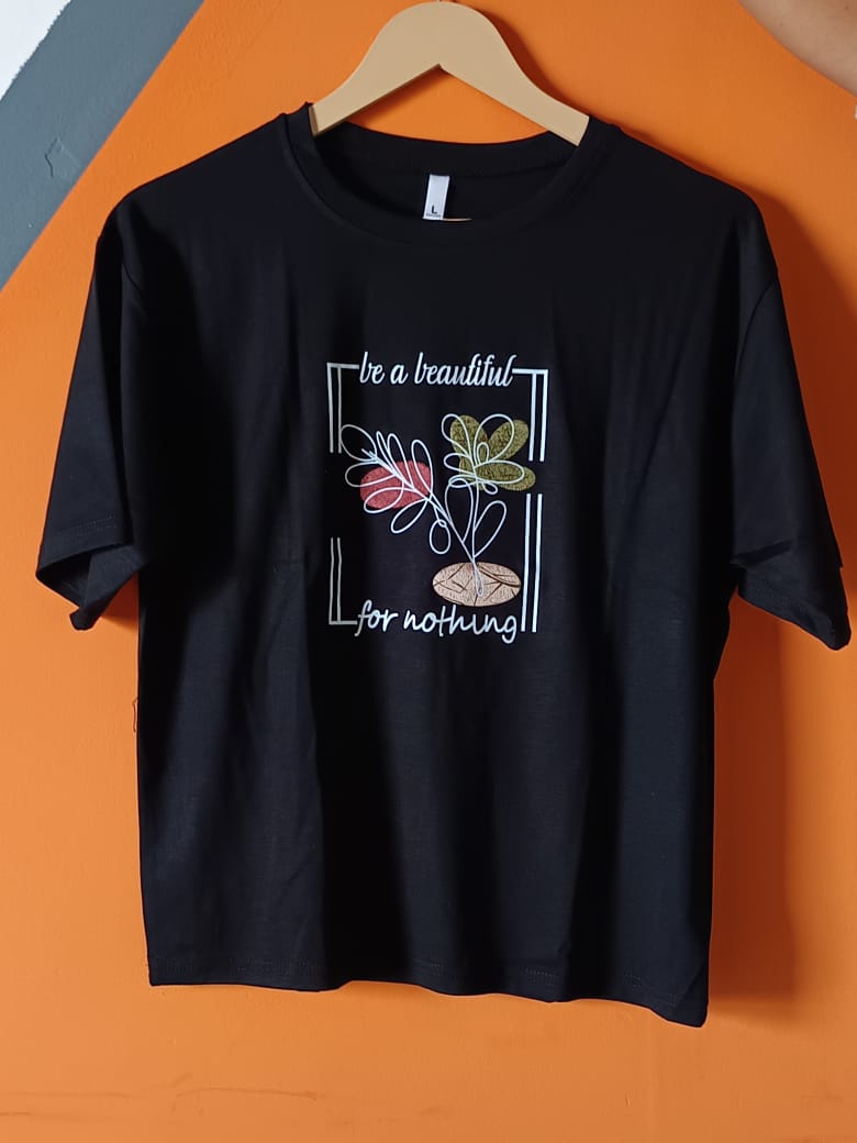 Women Boxy Graphic Tee (Black color)