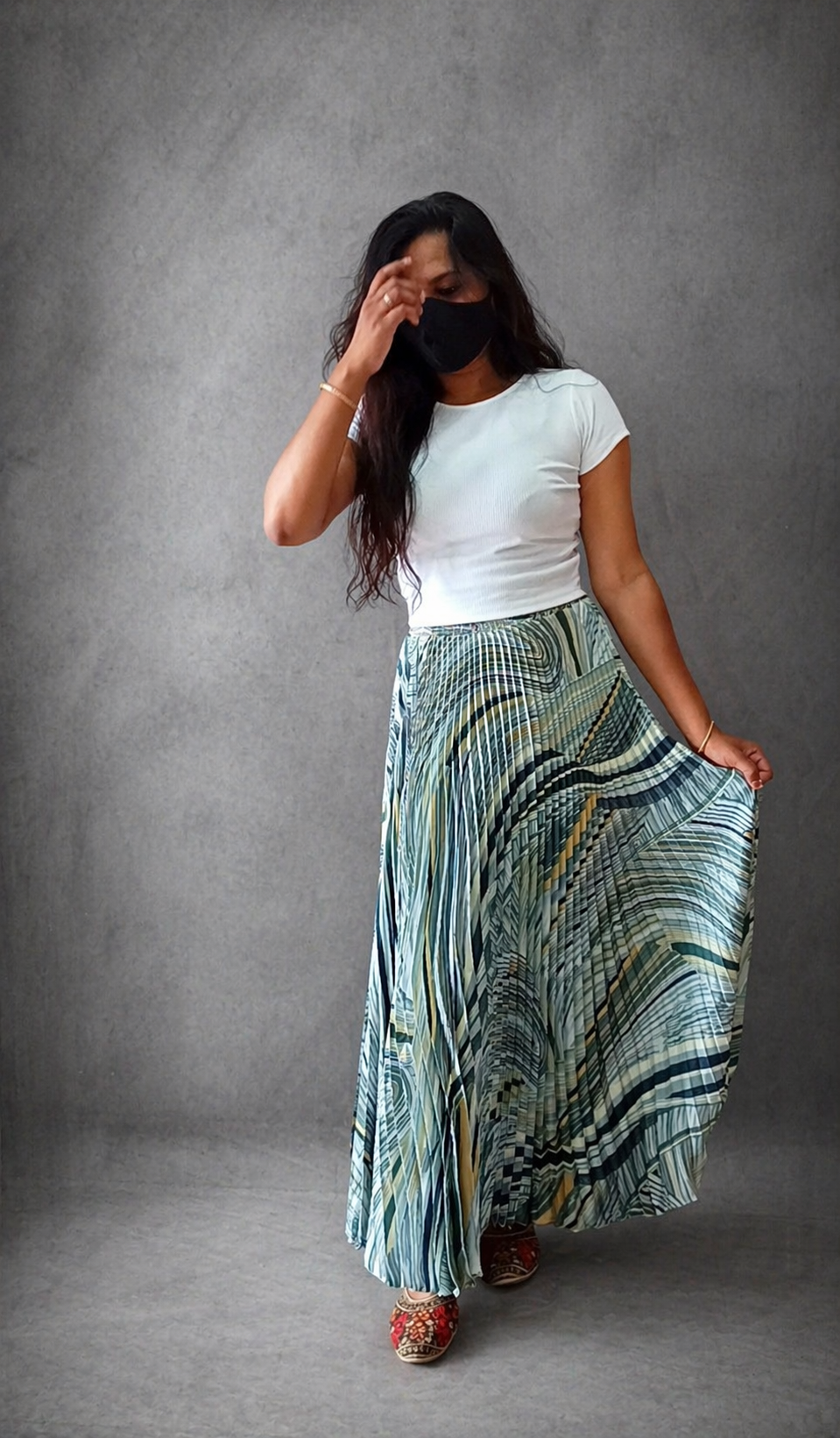 Velisse Sage Green Abstract Printed Pleated Skirt
